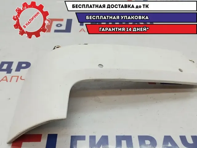 Накладка фары левая Hyundai HD78 86315-5K000. Потертость, сломано крепление.