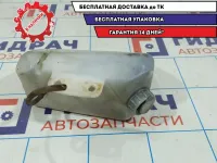 Бачок расширительный Hyundai HD78 25361-5H000. Дефект крышки.