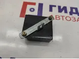 Реле поворотников Hyundai HD78 9555073001.