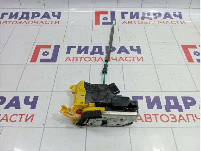 Замок двери передней правой Hyundai i30 (GD) 81320A6000