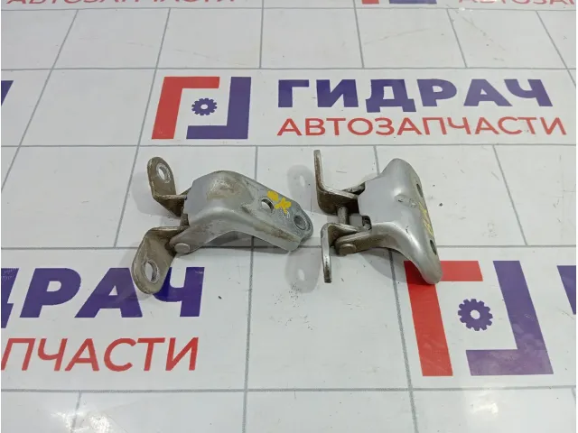 Петли двери задней правой Hyundai i30 (GD)