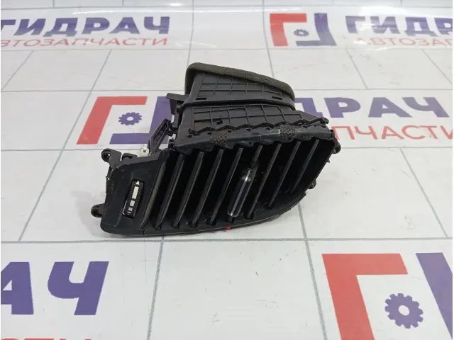 Дефлектор воздушный центральный левый Hyundai i30 (GD) 97410A6000RY