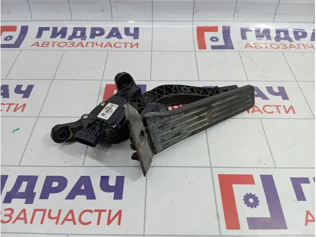 Педаль газа Hyundai i30 (GD) 327003X100