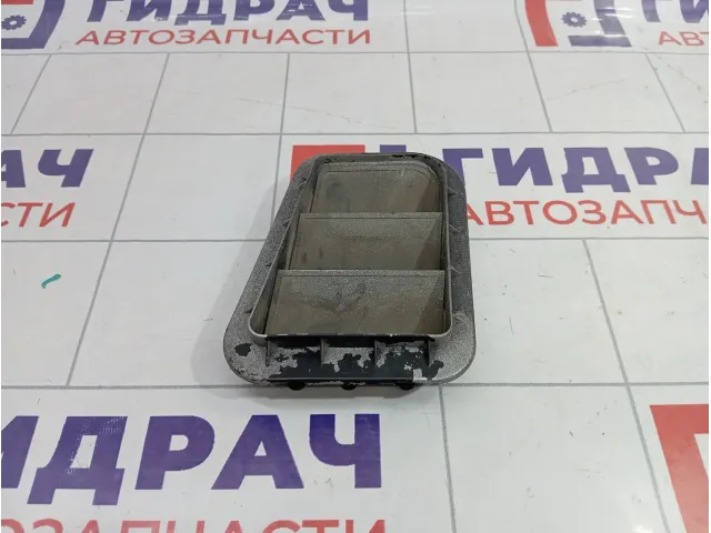 Решетка вентиляционная правая Hyundai i30 (GD)