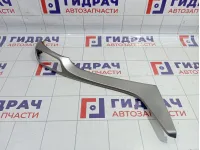 Накладка декоративная на торпедо центральная правая Hyundai i30 (GD) 84795A6000RDR