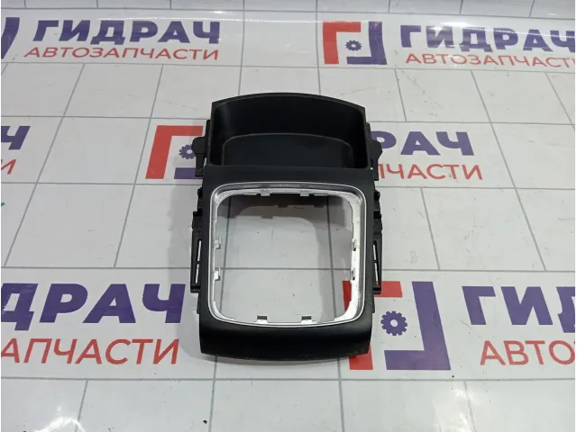Накладка декоративная на кулису КПП Hyundai i30 (GD) 84650A60004X
