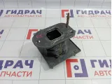 Кронштейн усилителя заднего бампера правый Hyundai i30 (GD) 86642A6000