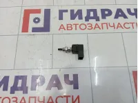 Датчик включения стопсигнала Hyundai i30 (GD) 93810-3S000