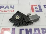 Моторчик стеклоподъемника передний левый Hyundai I30 (FD) 82450-2R000