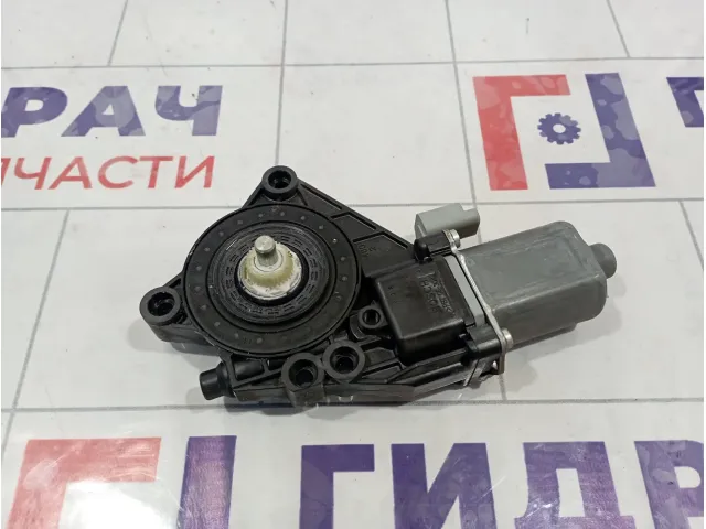 Моторчик стеклоподъемника передний левый Hyundai I30 (FD) 82450-2R000