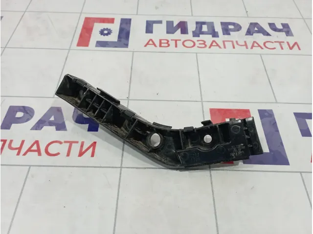 Направляющая переднего бампера правая Hyundai I30 (FD) 86514-2R000