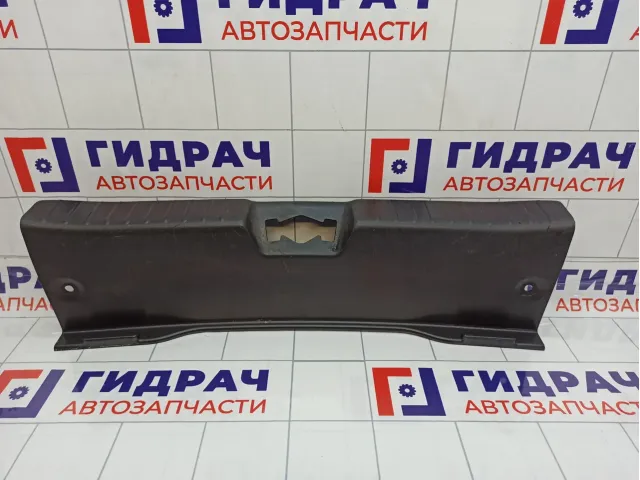 Обшивка багажника на заднюю панель Hyundai I30 (FD) 85770-2R000
