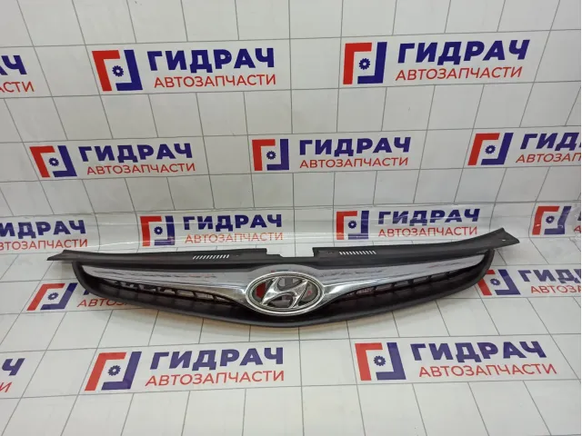 Решетка радиатора Hyundai I30 (FD) 86351-2R500