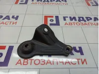 Кронштейн передней балки правый Hyundai I30 (FD) 62477-2H000