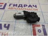 Моторчик стеклоподъемника задний правый Hyundai ix 35 83460-2S000.