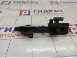 Ручка двери задняя левая Hyundai ix 35 .
