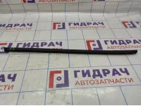Уплотнитель стекла двери задней правой Hyundai ix 35 83241-2S000.