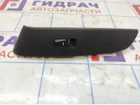 Кнопка стеклоподъемника передняя правая Hyundai ix 35 935752S0109P.