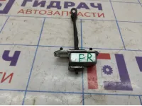 Ограничитель двери передний правый Hyundai ix 35 79390-2Y000.