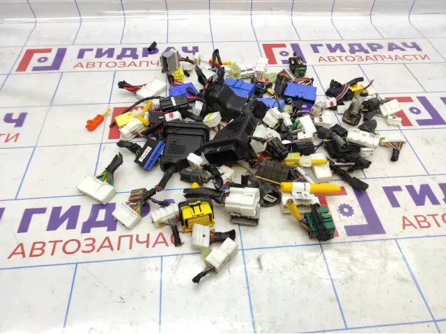 Фишка (разъем) Hyundai ix 35 .