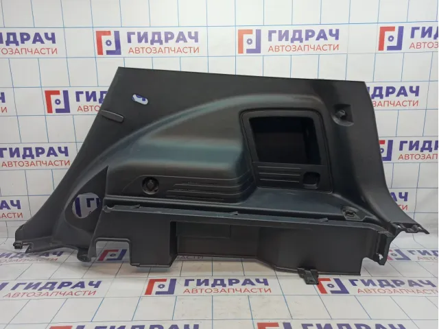 Обшивка багажника правая Hyundai ix 35 857402Y0009P. Царапины.