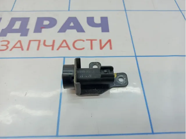 Выключатель концевой Hyundai ix 35 93880-2S000.