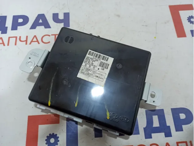 Блок электронный Hyundai ix 35 95400-2Y302. Управления центральным замком.