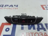 Кнопка аварийной сигнализации Hyundai ix 35 937902S000BLH. В сборе.