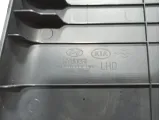 Обшивка стойки средней левой нижняя Hyundai ix 35 858352Y0009P. Царапина.