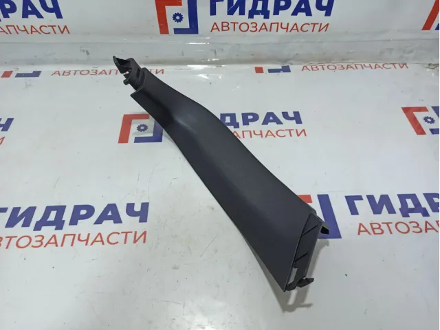 Обшивка двери багажника верхняя левая Hyundai ix 35 817302Y0009P.