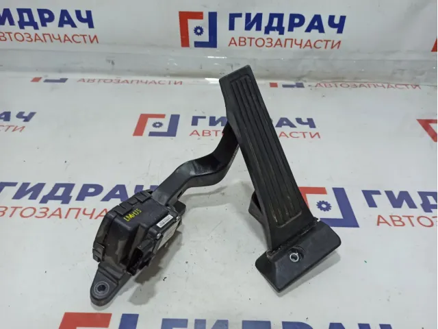 Педаль газа Hyundai ix 35 327002S100.