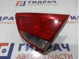 Фонарь задний внутренний правый Hyundai ix 35 92406-2Y000. Трещина на стекле.