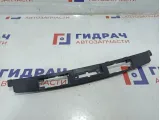Накладка двери багажника Hyundai ix 35 87372-2S010. Под фонари подсветки номера.