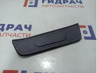 Накладка порога заднего правого внутренняя Hyundai ix 35 858882Y0009P.