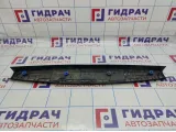 Обшивка двери багажника центральная верхняя Hyundai ix35 1817602Y0009P