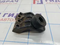 Кронштейн опоры двигателя Hyundai ix35 121820-2S000