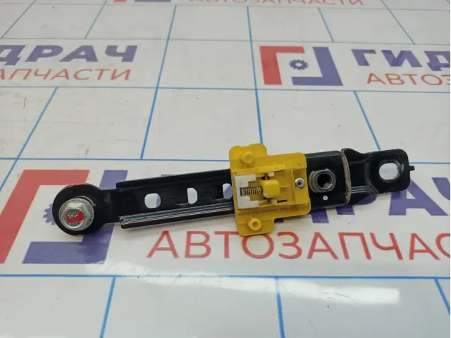 Механизм регулировки ремня безопасности Hyundai ix35 188890-2Y000