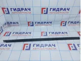 Накладка стекла переднего правого наружная Hyundai ix35 182220-2S000