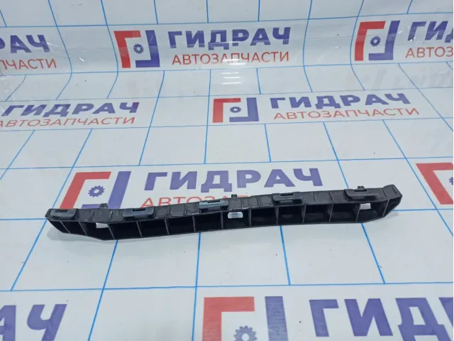 Направляющая заднего бампера правая Hyundai ix35 186614-2Y000