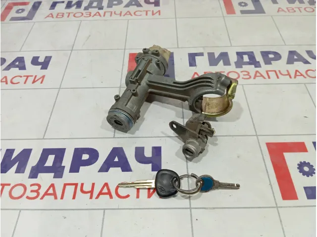 Замок зажигания Hyundai Matrix 8190017A00
