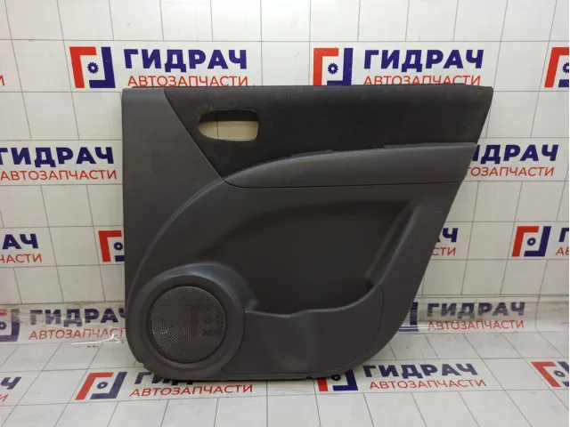 Обшивка двери задней правой Hyundai Matrix 8330217011WE