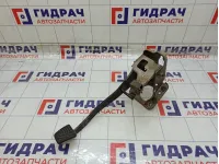 Педаль тормоза Hyundai Matrix 3281017000
