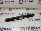 Накладка двери багажника Hyundai Matrix 8731117000