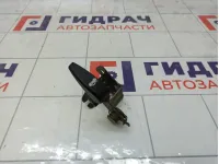 Ручка открывания капота Hyundai Matrix 8118017000