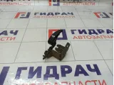 Ручка открывания капота Hyundai Matrix 8118017000