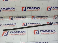 Накладка стекла переднего правого Hyundai Matrix