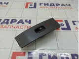 Кнопка стеклоподъемника переднего правого Hyundai Matrix 9358017000YN