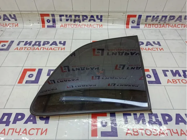 Стекло кузовное (форточка) правая Hyundai Matrix 8782017011