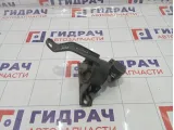Кронштейн двигателя правый Hyundai Matrix (FC) 21810-17000