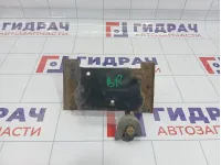 Кронштейн усилителя заднего бампера правый Hyundai Matrix (FC) 86642-17010